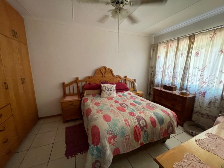 6 Bedroom Property for Sale in Bloemhof Rural North West